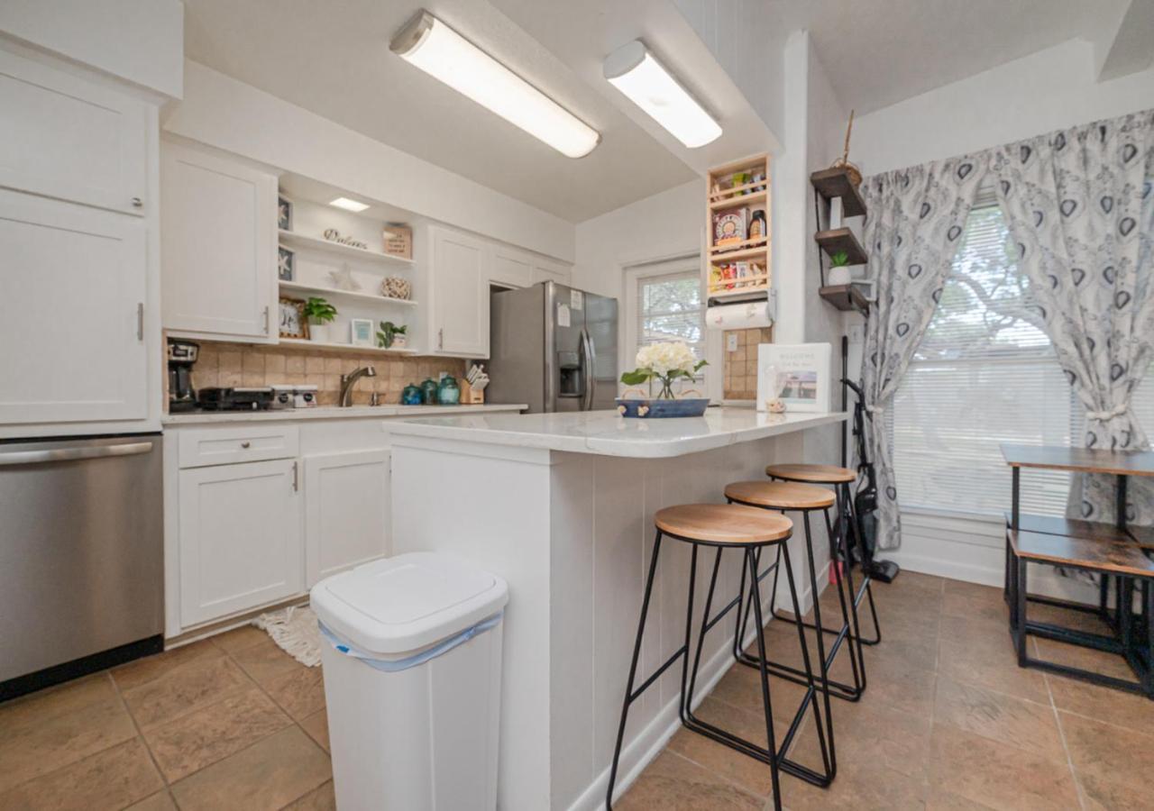 Knot Bay Haven, Dog Friendly, Hot Tub, Fenced Yard, Patio And Grill, 3 Br Villa Rockport Bagian luar foto